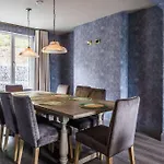 Casa de Férias Luxury Eleven Bedroom House Sleeps 23 5-10 Mins Walk From Town Centre Killarney