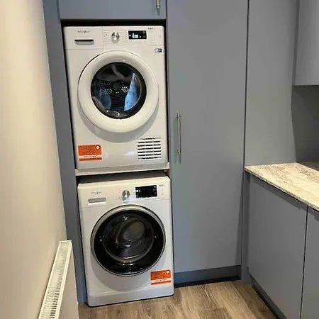 Tatil Evi Luxury Eleven Bedroom House Sleeps 23 5-10 Mins Walk From Town Centre *